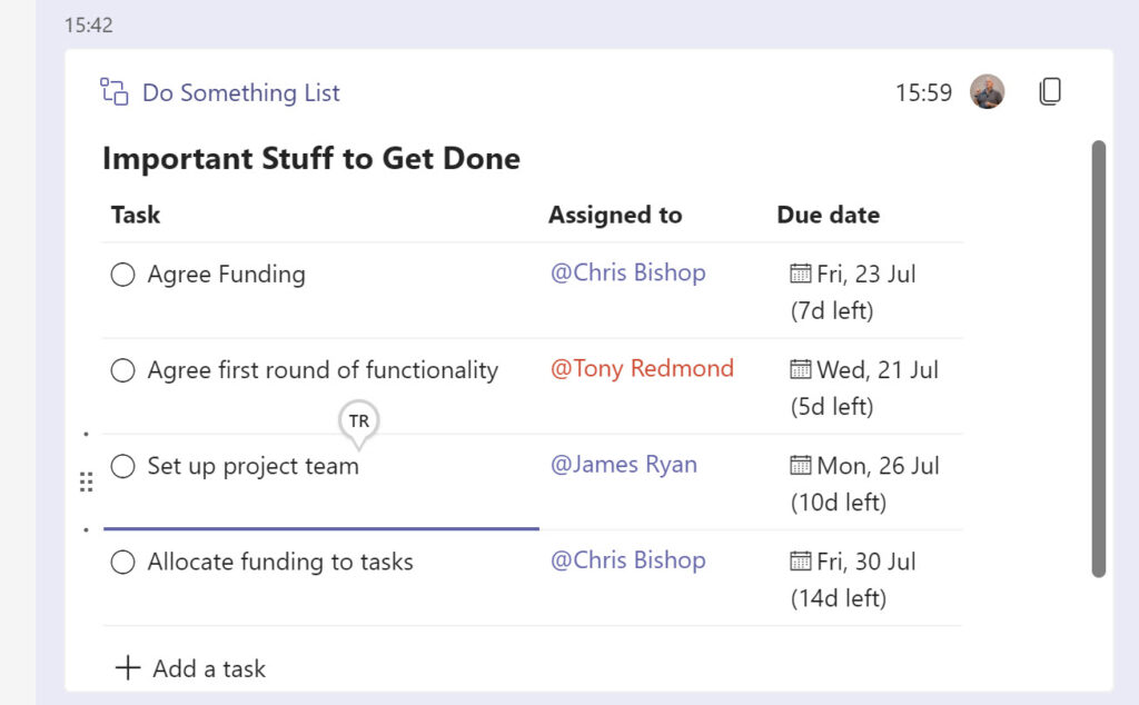 A Live tasks list in a Teams chat